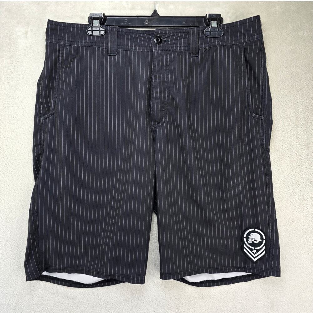 Metal Mulisha Shorts Mens 36 Black Stripe Skull Helmet Logo Embroidered Y2K Vtg